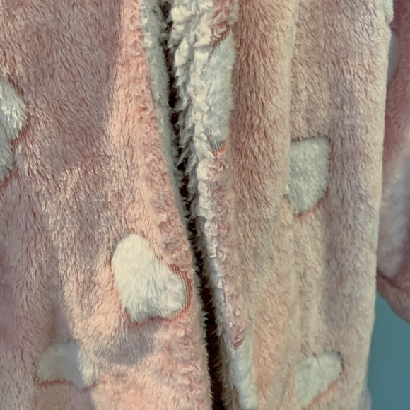 Colsie Pink Heart Short Warm Fleece Robe Women’s XS / Small - Picture 2 of 7